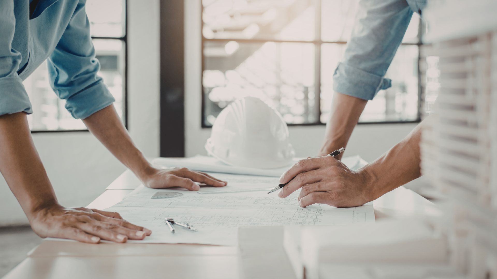 +58 (422) 2385345 (1)